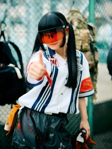 Oi AG! 🔊  Revolution MV  out now 
MV Direction  @mackshepp 
Photo  @usamiryo
新c