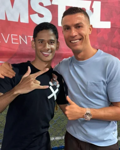 O melhor do mundo Siiiii🙅🏽‍♂️ Mais um sonho realizado. OBRIGADO MEU DEUS! 🙌❤️