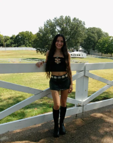 green, green grass of home 🌳🌿

#elvis #elvispresley #elvispresleyfans #elvispr
