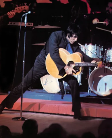 July 31, 1969 🖤⚡️

#elvis #elvispresley #elvispresleyfans #elvispresleymusic #e