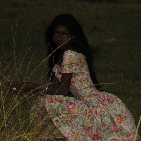 The Blaire is still making waves in the wild.

Hair: @bijorbie