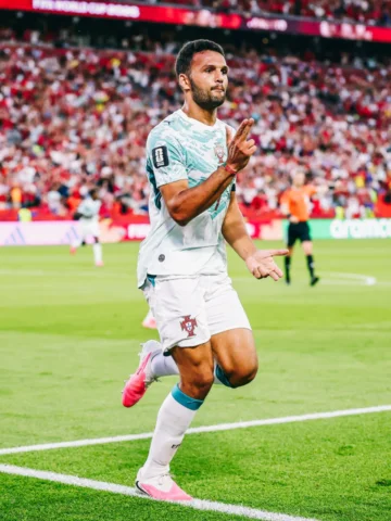 Estava a ver que este jogo nunca mais acabava. Que sofrimento. O meu corpo está 