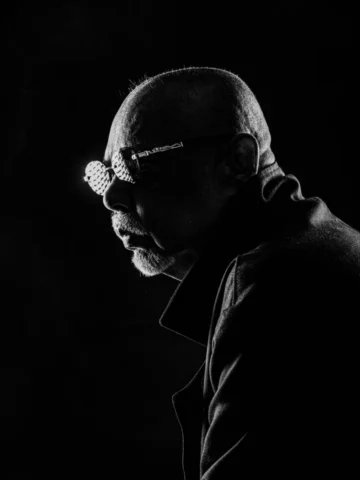 When art meets mastery 🤍 A privilege to shoot a legend.

Shot Stills Ravi Sir!
