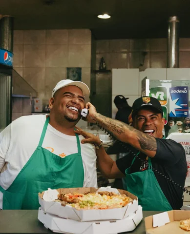 Logo logo tá na pista a música “FOGO NA MASSA” do EP. FORA DA LÓGICA 🎶🧠