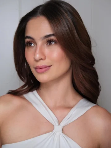JASMINE ✨ @jascurtissmith for #PrimeVideoPresentsPH #WhereStoriesBegin 

Makeup 