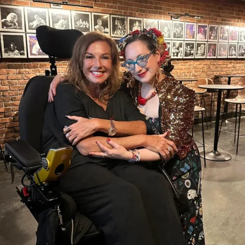 It was such a treat to have the fabulous @therealabbylee at our @dromnyc show th
