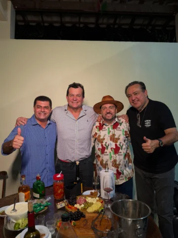 No Arraial do Cabelo Fino, do amigo e prefeito Araújo, em Amaraji, reencontramos