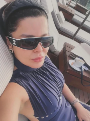 Uma diva descansando 💙

#maraisa #bahia