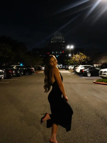 lover girl era 💋 💋 💋 💋  Hair by- @karlag_artistry 💋Dress from- @aritzia