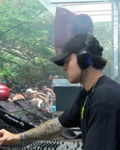 My @basilarfestival set is up now on my Soundcloud! This is the first ever House