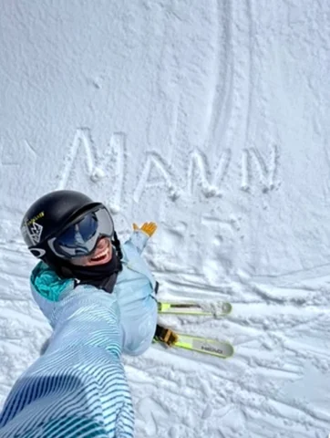 🎉Happy New Year🎉
Sorry I’m late, here’s a snowMann☃️
.
.
.
#happynewyear #happ