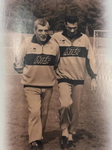 È volato in cielo Arcadio Venturi .🙏🏻❤️
Il mio primo allenatore quando sono ar