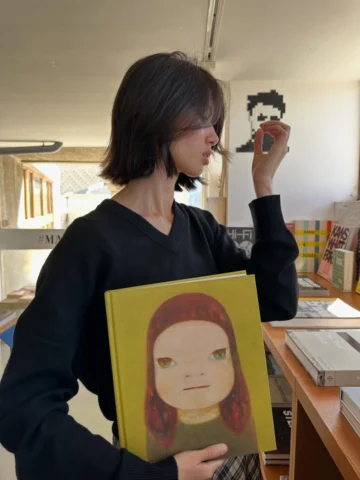 performative girl no.1