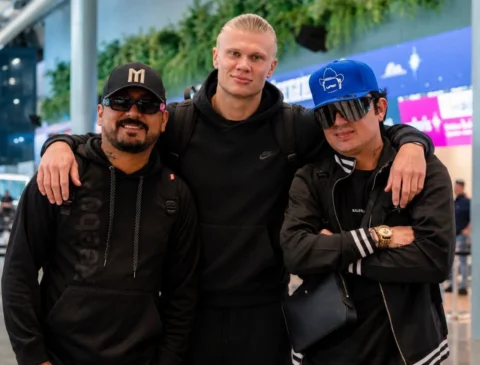 Aquí con el güero androide🇳🇴 

#haaland #afinartemusic #losdoscarnales