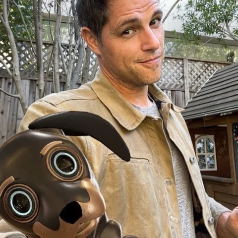 I may have taken him home, but @Kiausa Robo Dog belongs to everyone #ad. See how
