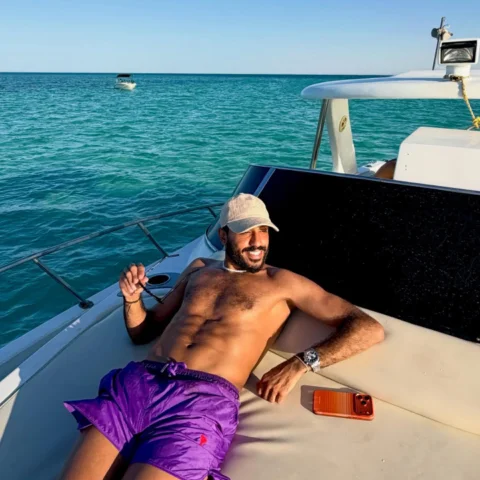 Summer feels 🌊⚡️🌟