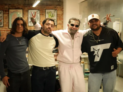 Nueva Era.
@_gangstafairy