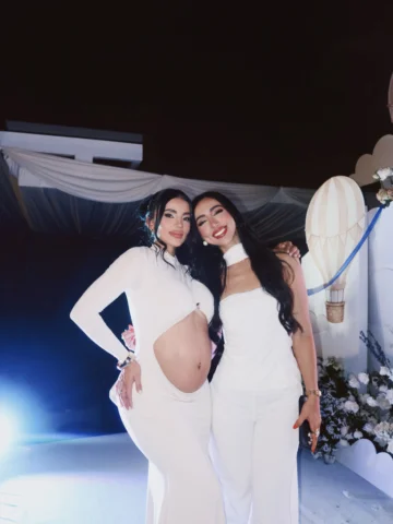 Felicidades reina @karinagarciaoficiall 😍
Qué felicidad haber sido parte de est