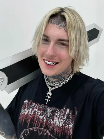 The new album is finished and it’s coming out before GTA 6 💀⚡️👻
☿ ☿ ☿