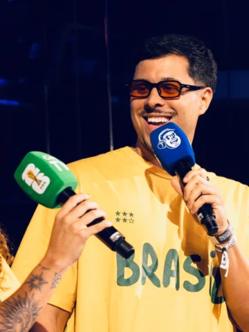 Mais uma Copa do Mundo sendo DJ e produtor musical da @cazetv! Vivendo um sonho.