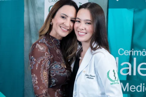 Vc é meu orgulho minha filha @juliapimentel eu sou louca por vc e sempre estarei
