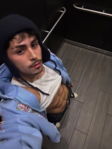 what is a twunk but a twink with u inside
