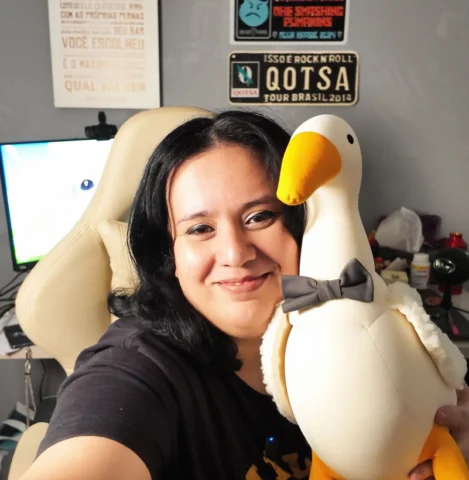 E hoje começa a celebração do 36º aniversário da Paulinha Puga, uma mulher de mú