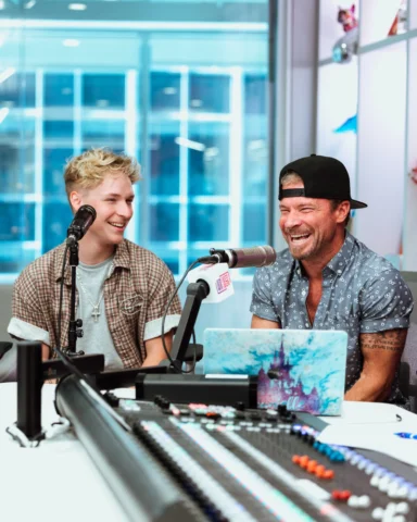 Thank you to my friend @elvisduran and the crew for having Bubba and me on this 