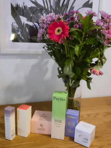 Thank you so much, @beautyamora.official , for this beautiful PR package! 🤍✨ I’