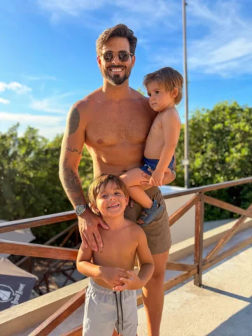 2026 <> 2023 Tentei reproduzir a foto de 3 anos atrás… antes só com o Lucca e ag