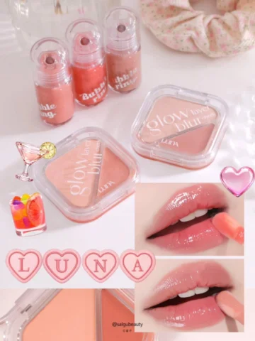 #제품협찬 @luna_makeup_official 🍑

🍑루나 버블링 껌 글로스
입술에 올렸을 때 탱글탱글한 광택감이 진찓 예쁜 립글로스에요