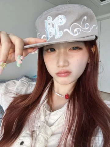 얼굴선 정리? 방 정리나 하자…