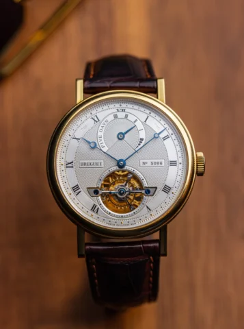 Peu de noms ont marqué l'histoire de l'horlogerie autant que Breguet. 

Fondée e
