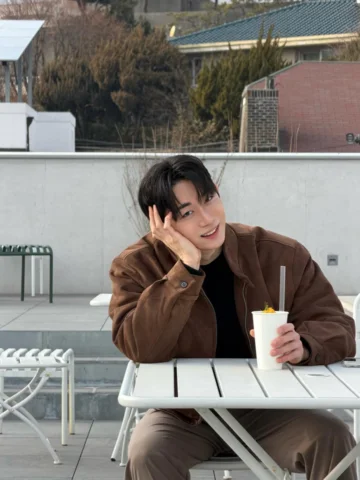 따끈따끈하다 따끈따끈한🙃
여기 어디게