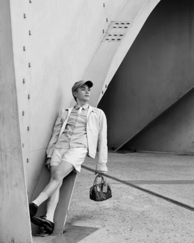 the hottest day deserves the shortest shorts!!!

#LVMenSS27 #LouisVuitton @louis