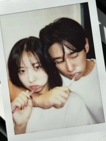 안녕하세요 다혜,동진입니다 ! 
저희가 15주년을 맞아 처음으로 합을 맞춰 As ever 라는 곡을 내게 되었습니다!!
열심히 충실하며 살다보니