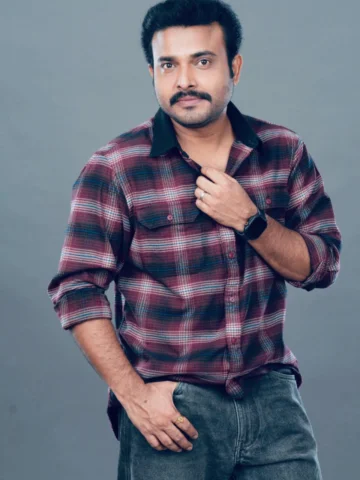 At Memu‘COP’lam photo shoot😊
Streaming from May 22 on @zee5telugu 

#memucopula