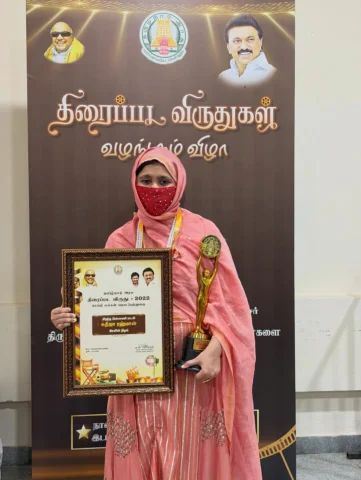 Elated to win the state award for Kaayam - Iravin NIZHAL. @arrahman @radhakrishn