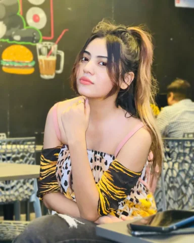 You glow differently when you’re actually happy☺️💞….
.
#photo #insta #viral #sh
