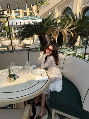 Cutest little gem in @fsdubai, every detail is 🤍