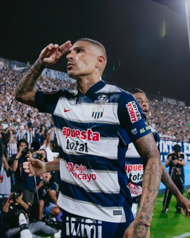 Sí mi 𝐜𝐚𝐩𝐢𝐭𝐚́𝐧. 💪🏾💙

#125ALMando
#125AñosDeEternidad