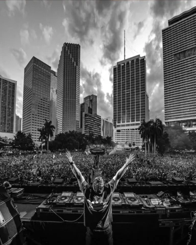 One week until we meet again at ULTRA Miami!! 🎶💥 Who else is counting down the
