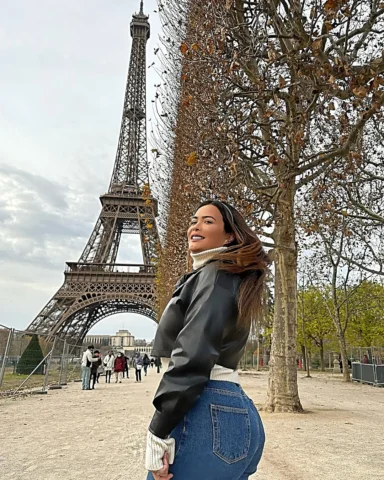 Apenas o Momumento + visitado do Mundo ! 🇫🇷