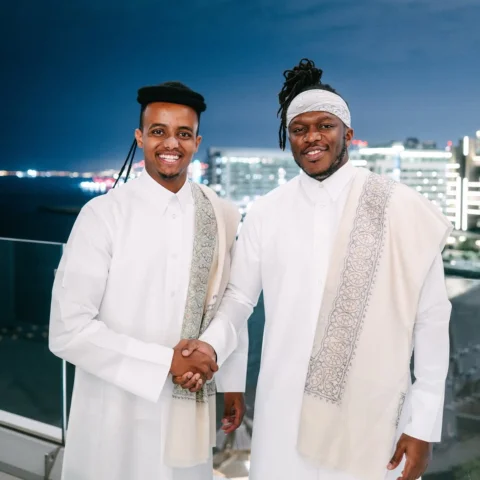 مع الشيخ مانيقاا KSI 🔥🇬🇧 
KSI x AboFlah 🤣🔥
قريباً المقطع على اليوتيوب في قن