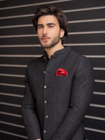 A proud moment for Pakistan!

@edenrobeglobal has opened its first store in Nort