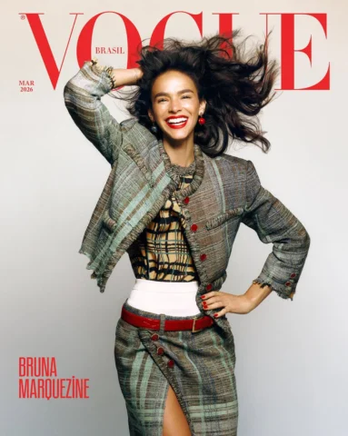Com 30 anos de vida e 25 de carreira, @BrunaMarquezine é a capa da #VogueMarço. 