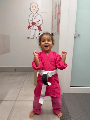 Deixe um comentário com muito carinho pra Alana do futuro ler e saber que todo m