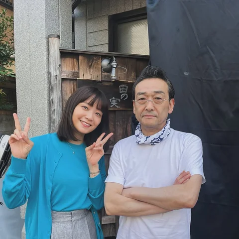 @tx_premiere23 
『キンパとおにぎり』5話。ありがとうございました！
青柳さ……ではなく、
田の実のシゲさんと🍙
#吹越満 さん