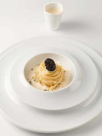 SPAGHETTI AUX COQUILLAGES & CAVIAR dans l’esprit « all vongole » avec des palour