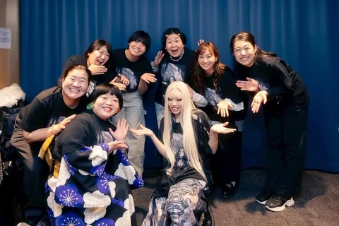 ちゃんみなLIVE行って来ました♡

最高にかっこよくて♡
愛に溢れたライブで♡
本当に楽しかった♡♡♡

見てた席もにぎやかで
楽しかった☺︎♡

Photo